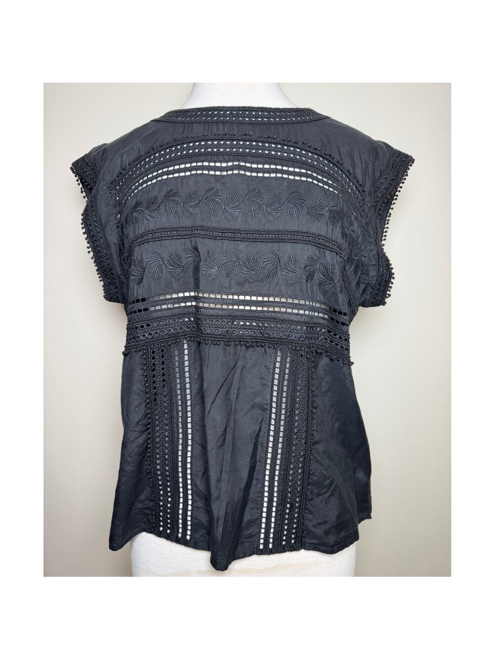 Cotton and Silk Black Eyelet Embroidered Tank Top Veronica Beard Size 10
